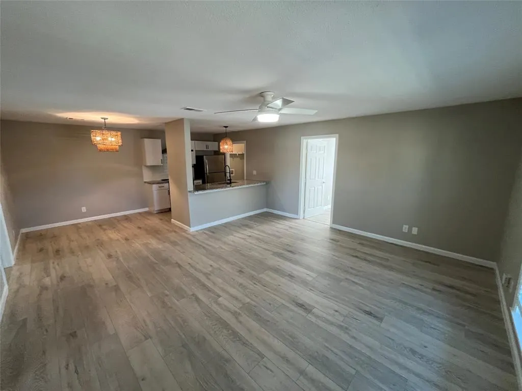 600 Royal Crest Drive