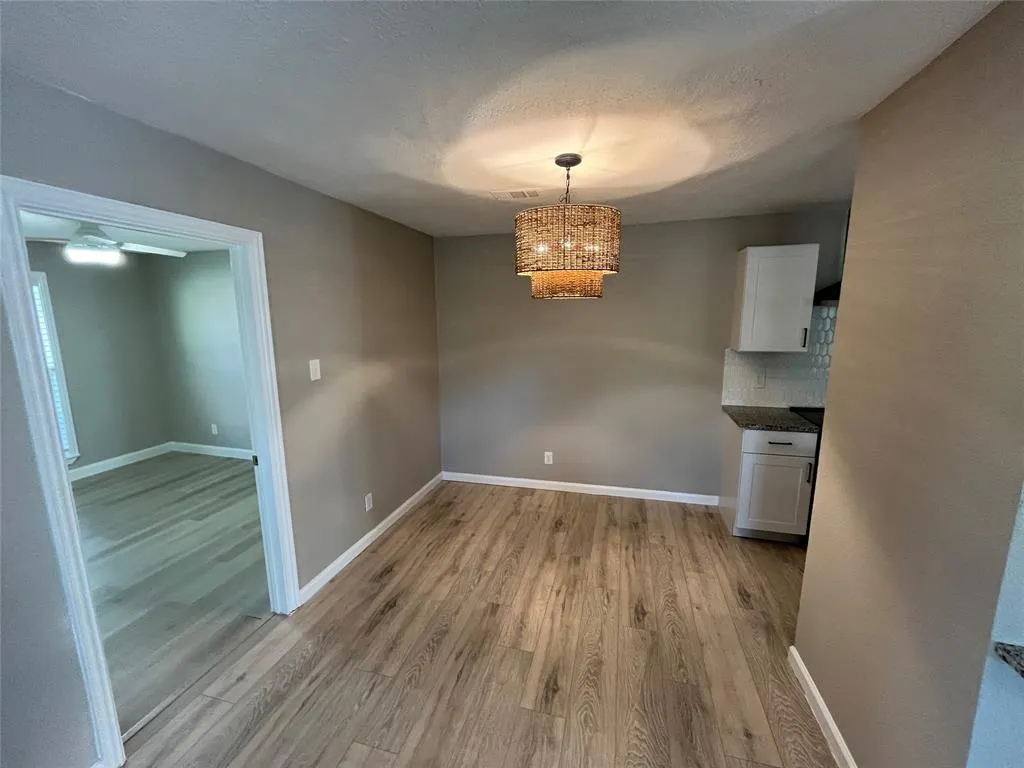 600 Royal Crest Drive