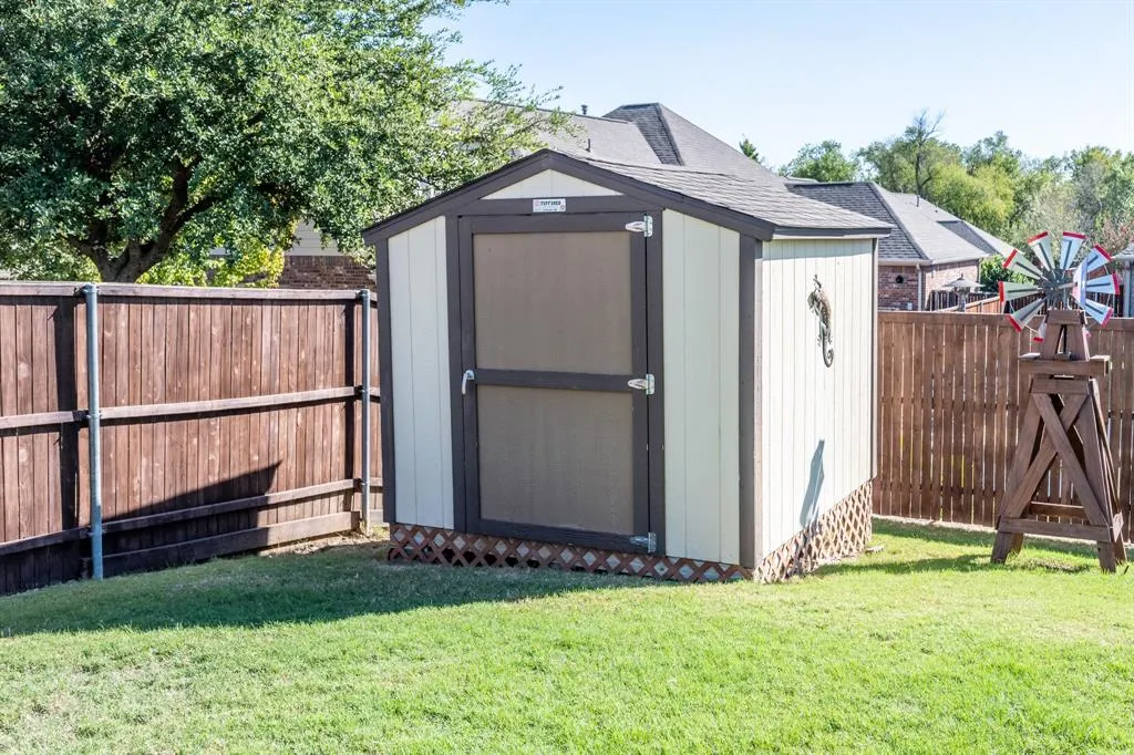 908 Birchwood Drive