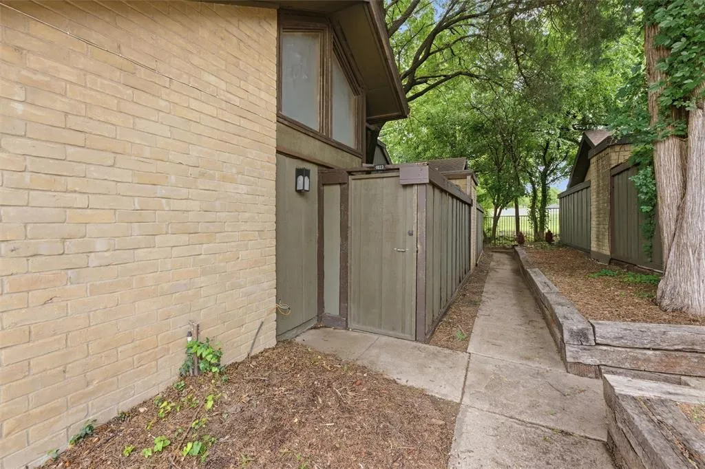 4643 Country Creek Drive #1092