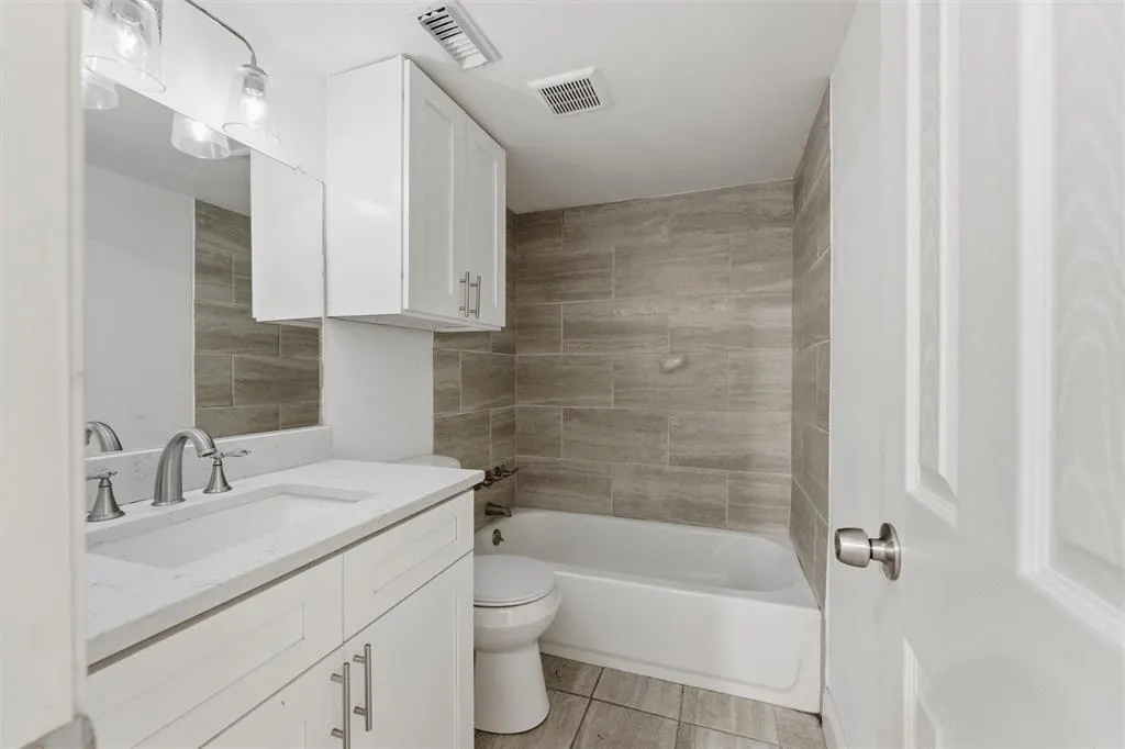 4643 Country Creek Drive #1092