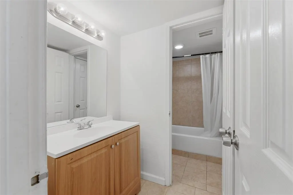 4643 Country Creek Drive #1092