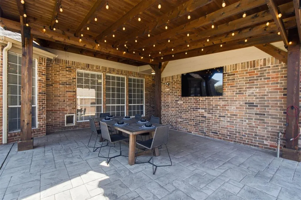 9632 Millstream Drive