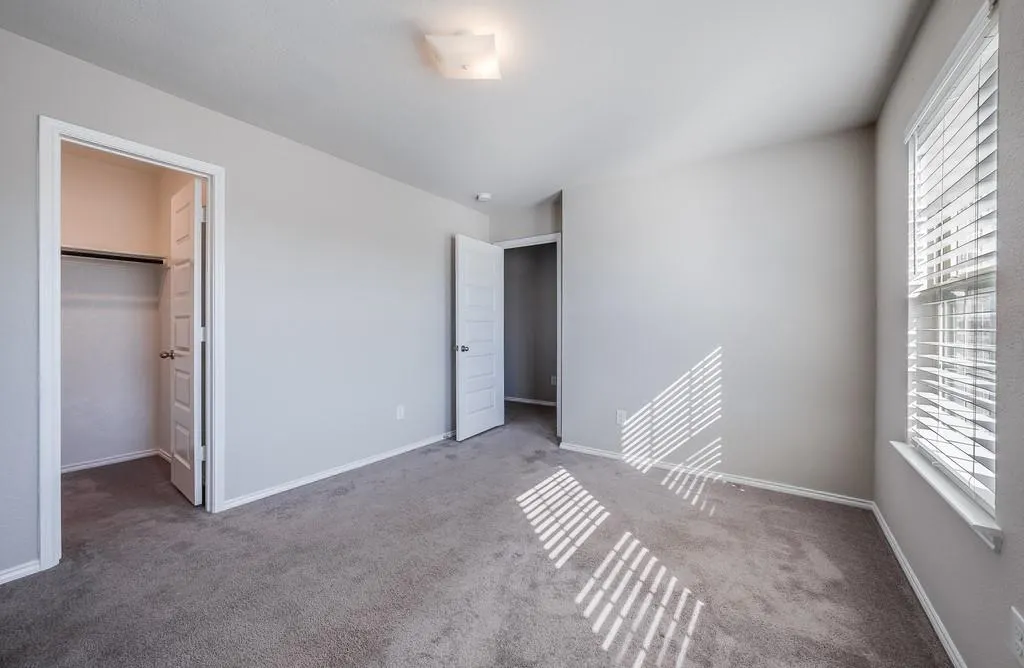 211 Miramar Avenue