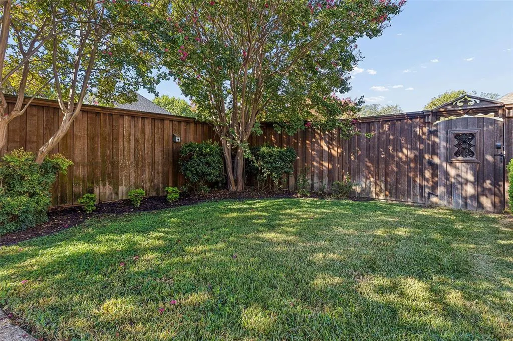 6716 Genstar Lane