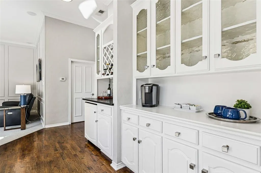 6716 Genstar Lane