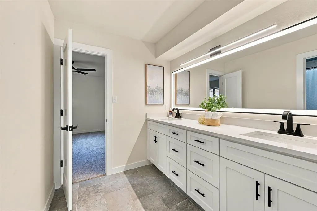 10255 Chimney Hill Lane