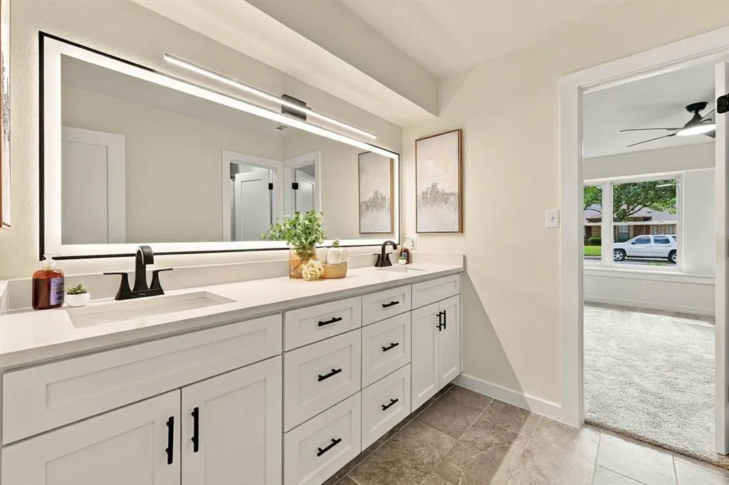 10255 Chimney Hill Lane