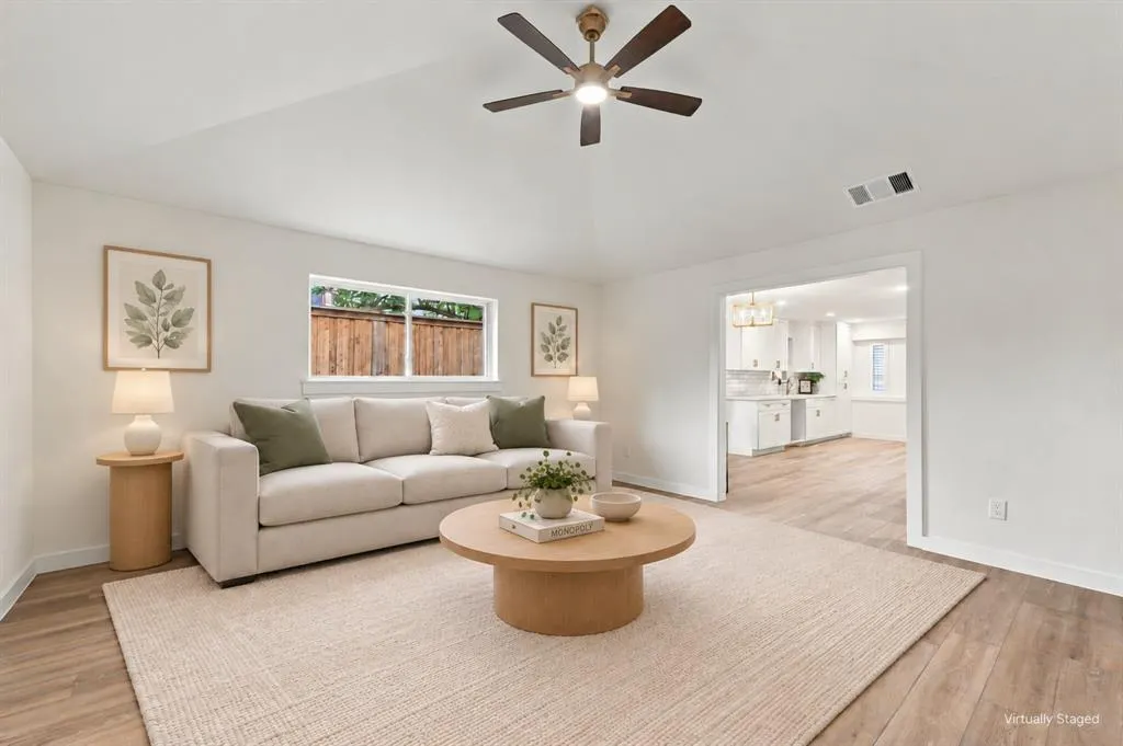 10255 Chimney Hill Lane