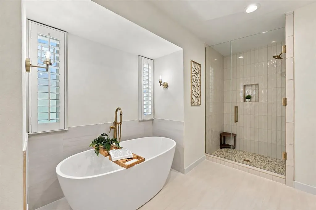 10255 Chimney Hill Lane