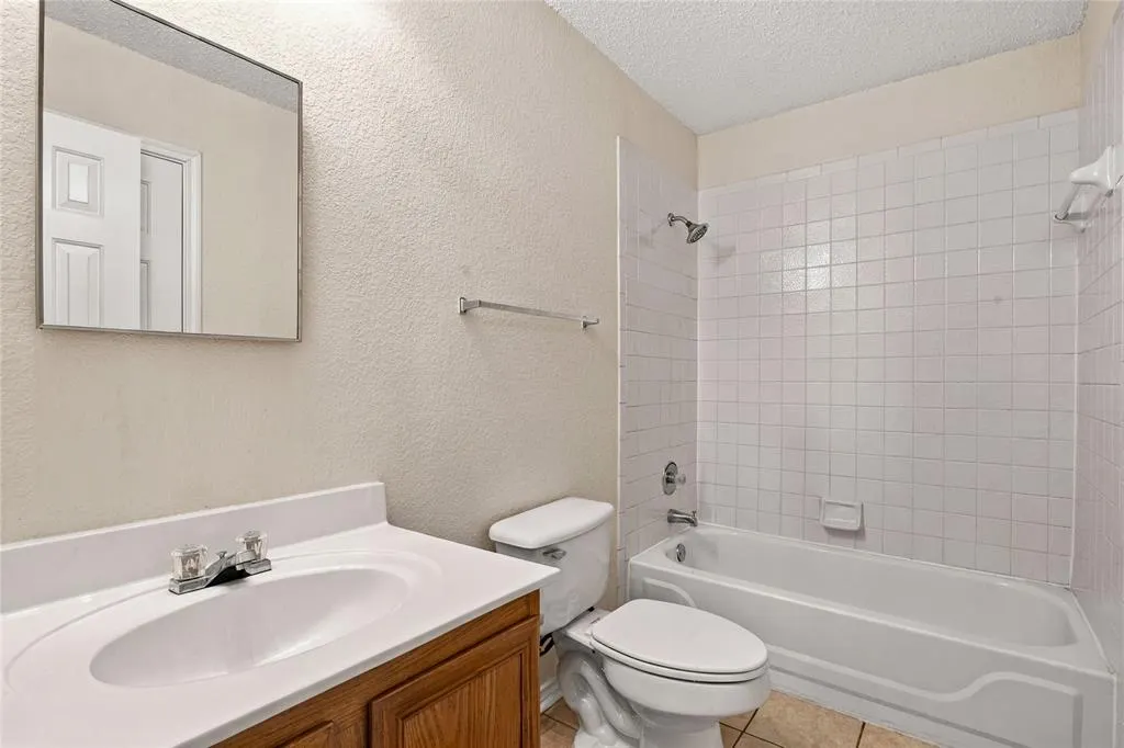 4120 Tupelo Trail