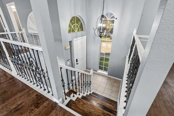 220 Cove Drive