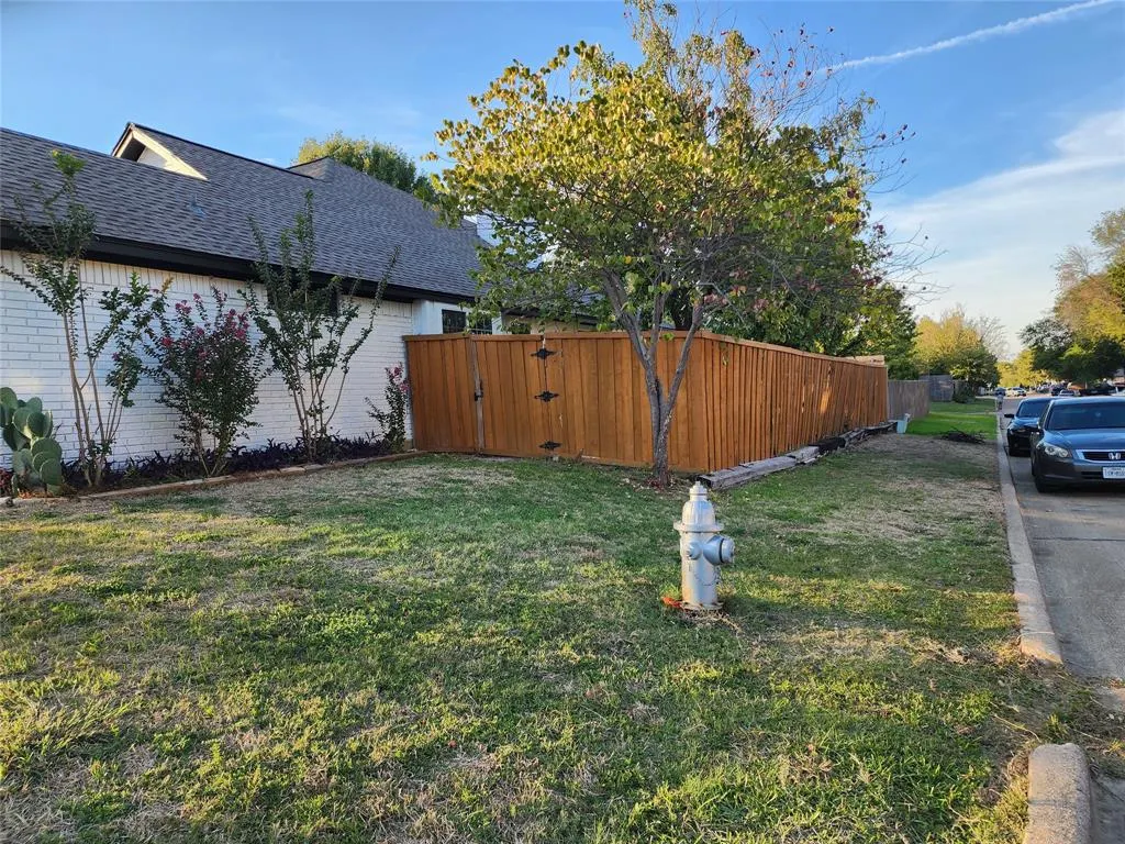 803 Ashmount Lane