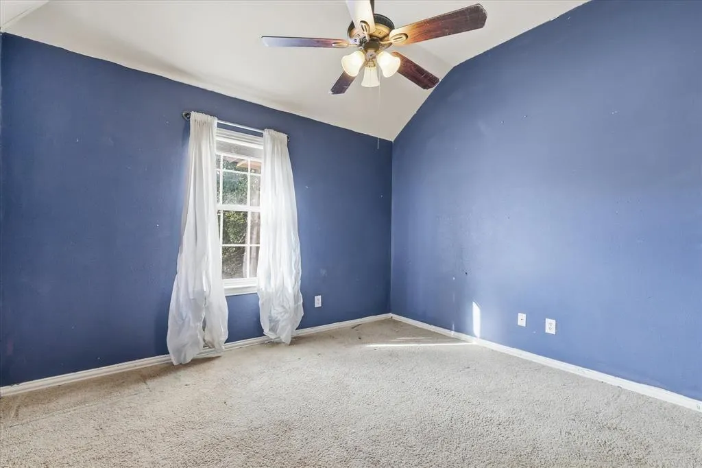 2621 Whispering Trail