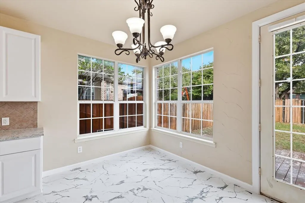 2621 Whispering Trail