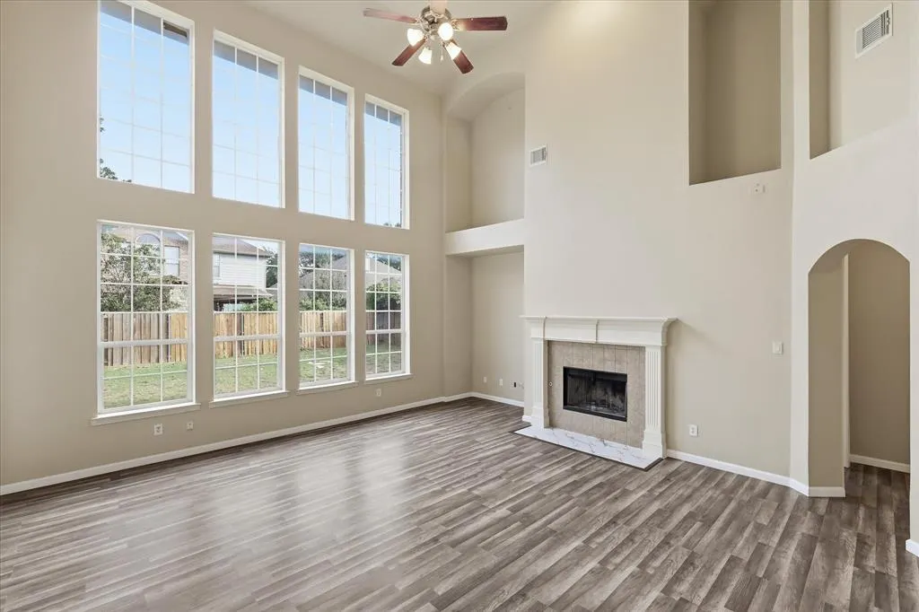 2621 Whispering Trail