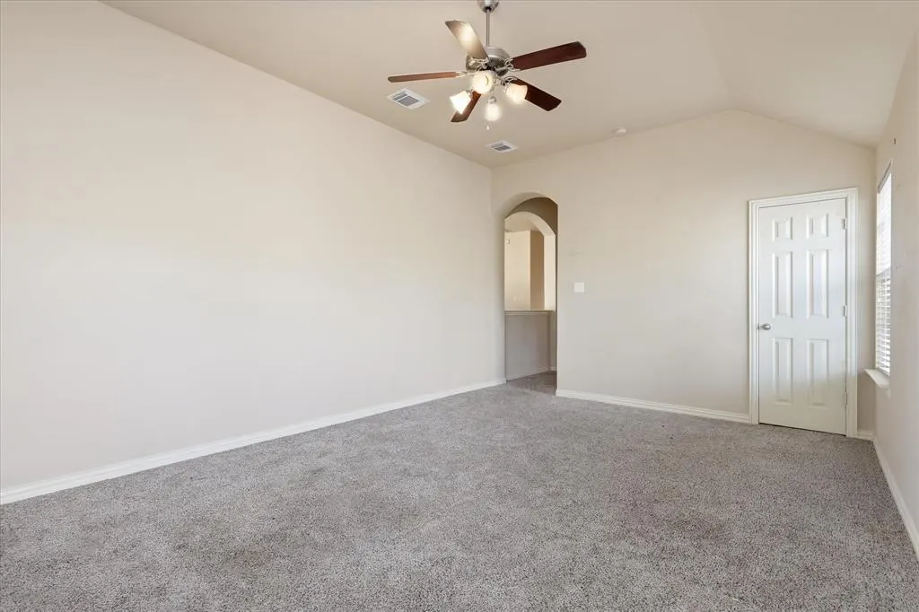 2621 Whispering Trail