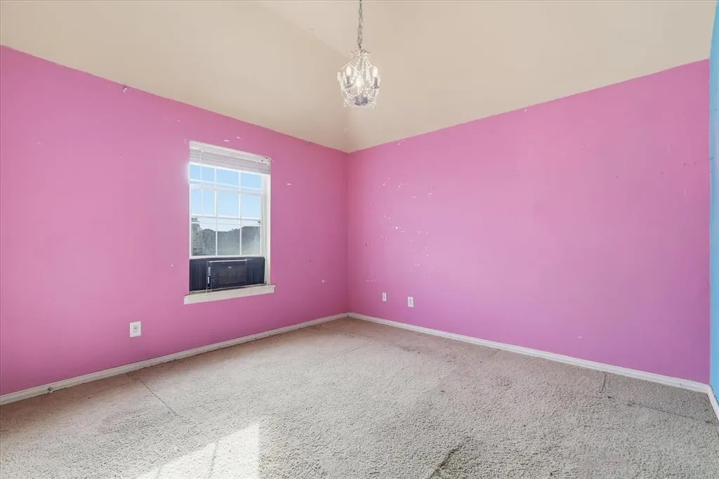 2621 Whispering Trail