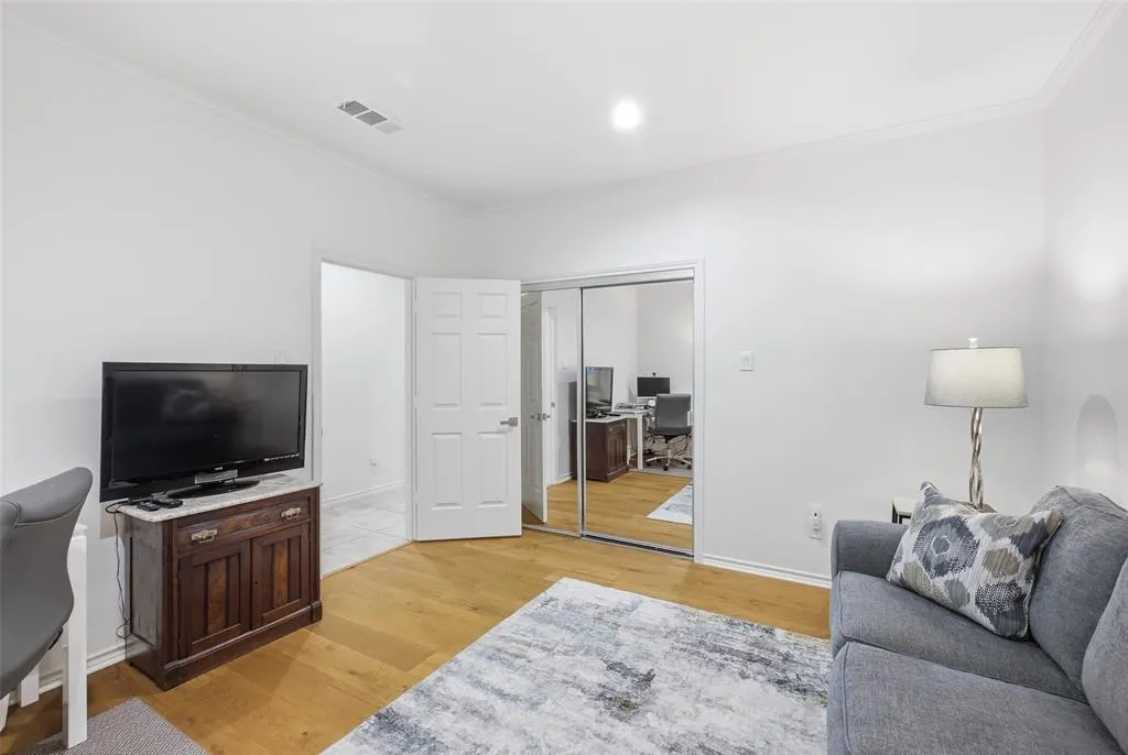 4115 Brooktree Lane