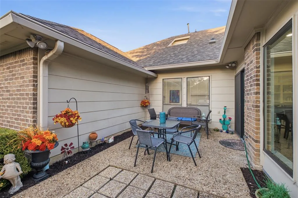 4115 Brooktree Lane