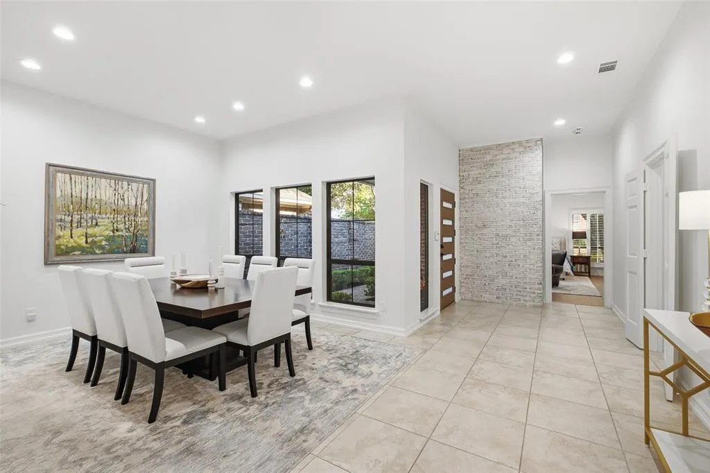 4115 Brooktree Lane
