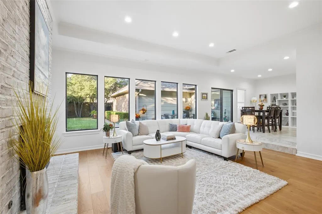 4115 Brooktree Lane