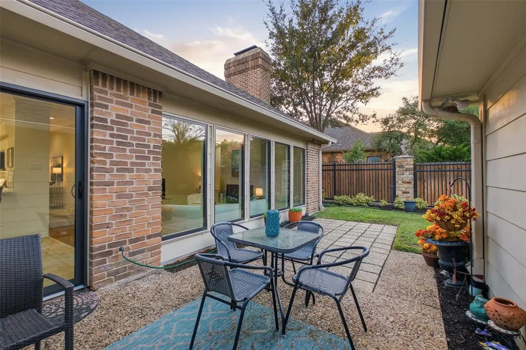 4115 Brooktree Lane