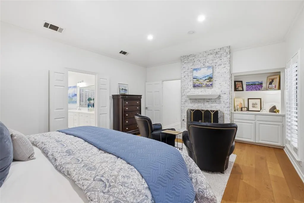 4115 Brooktree Lane