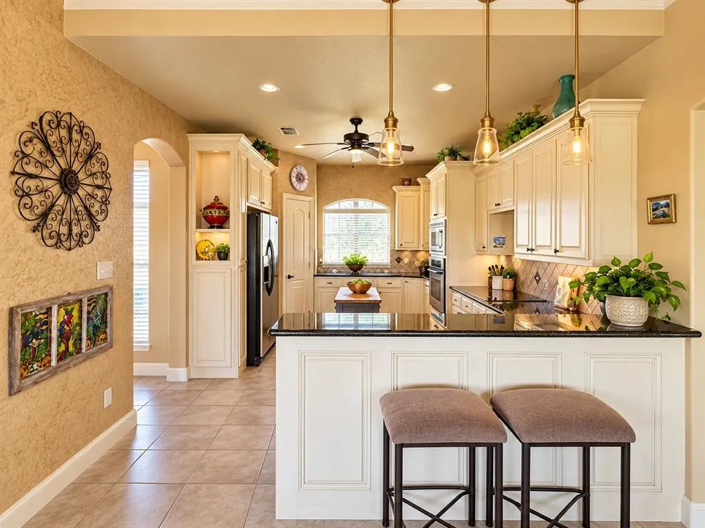 101 Cheyenne Trail S