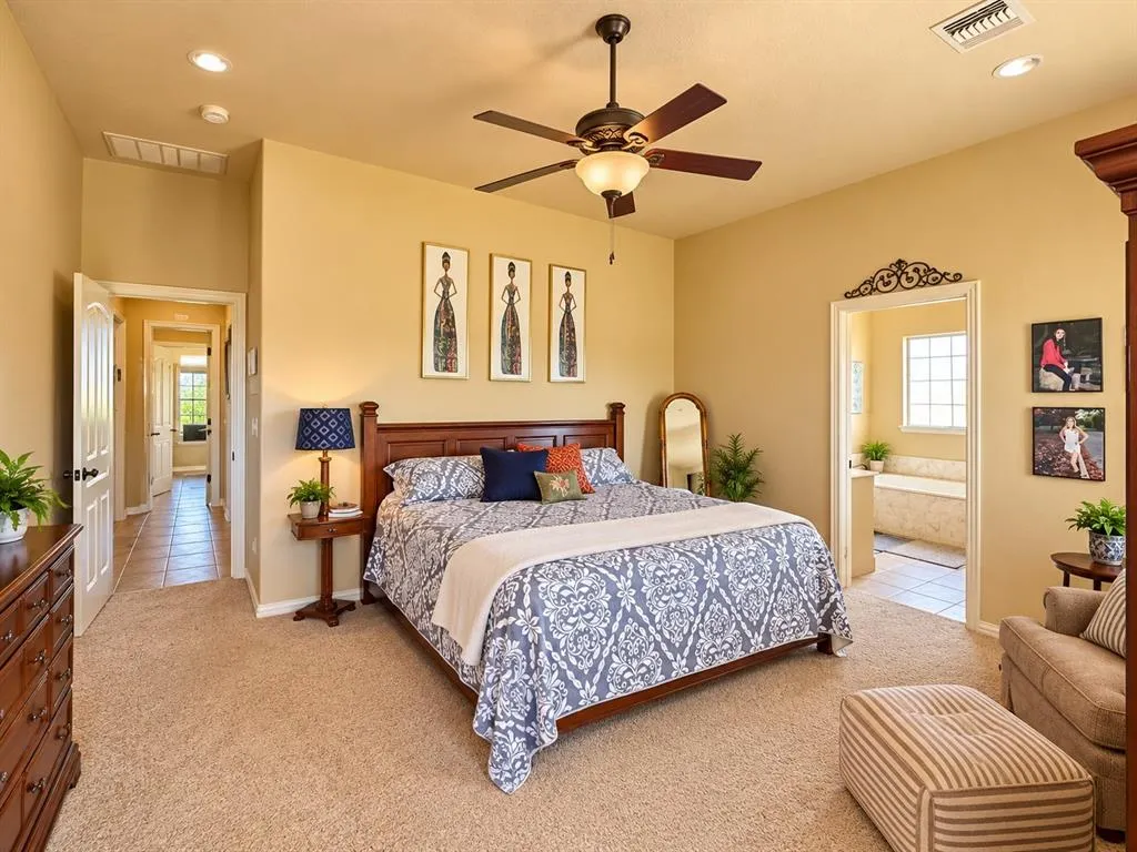 101 Cheyenne Trail S