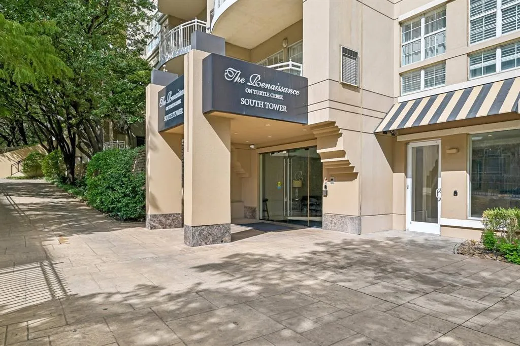 3225 Turtle Creek Boulevard #914