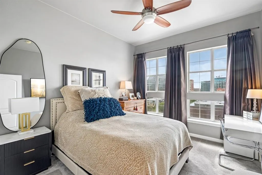3225 Turtle Creek Boulevard #914