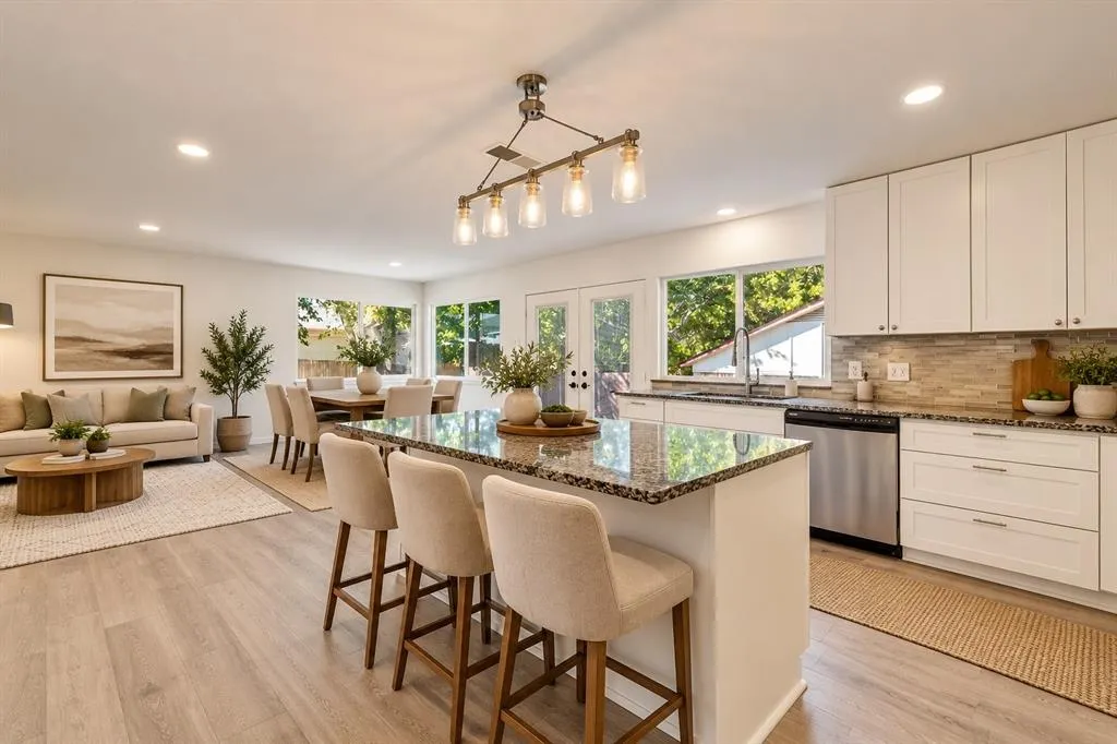 3508 Wildwood Circle