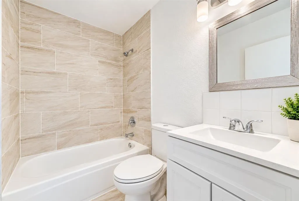 3508 Wildwood Circle