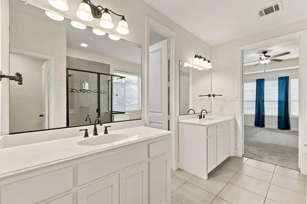 15529 Pioneer Bluff Trail
