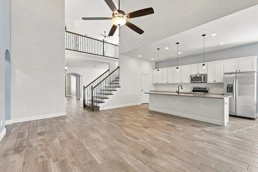 15529 Pioneer Bluff Trail