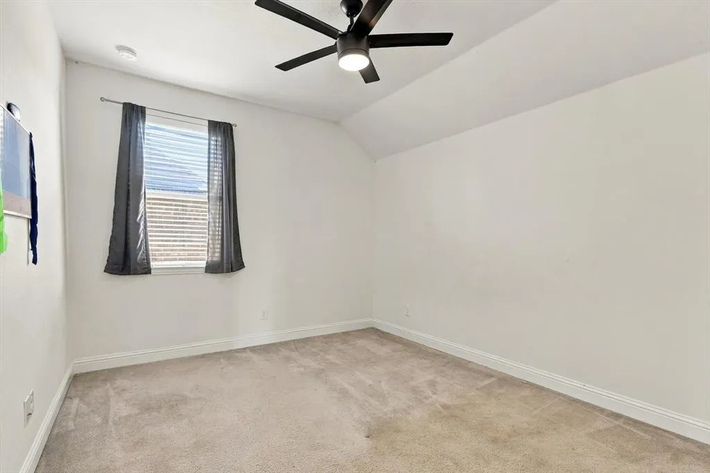 15529 Pioneer Bluff Trail