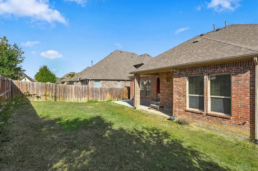 15529 Pioneer Bluff Trail