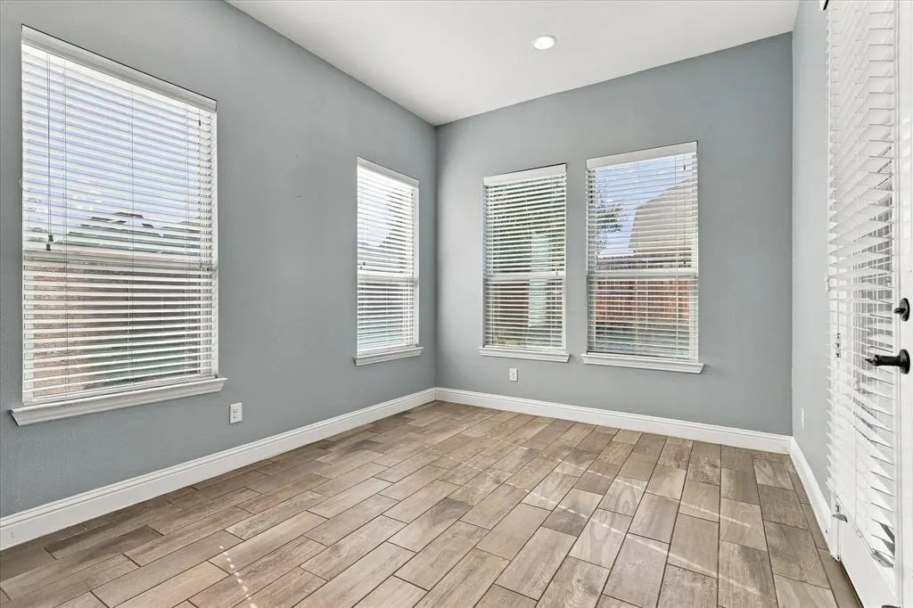 15529 Pioneer Bluff Trail