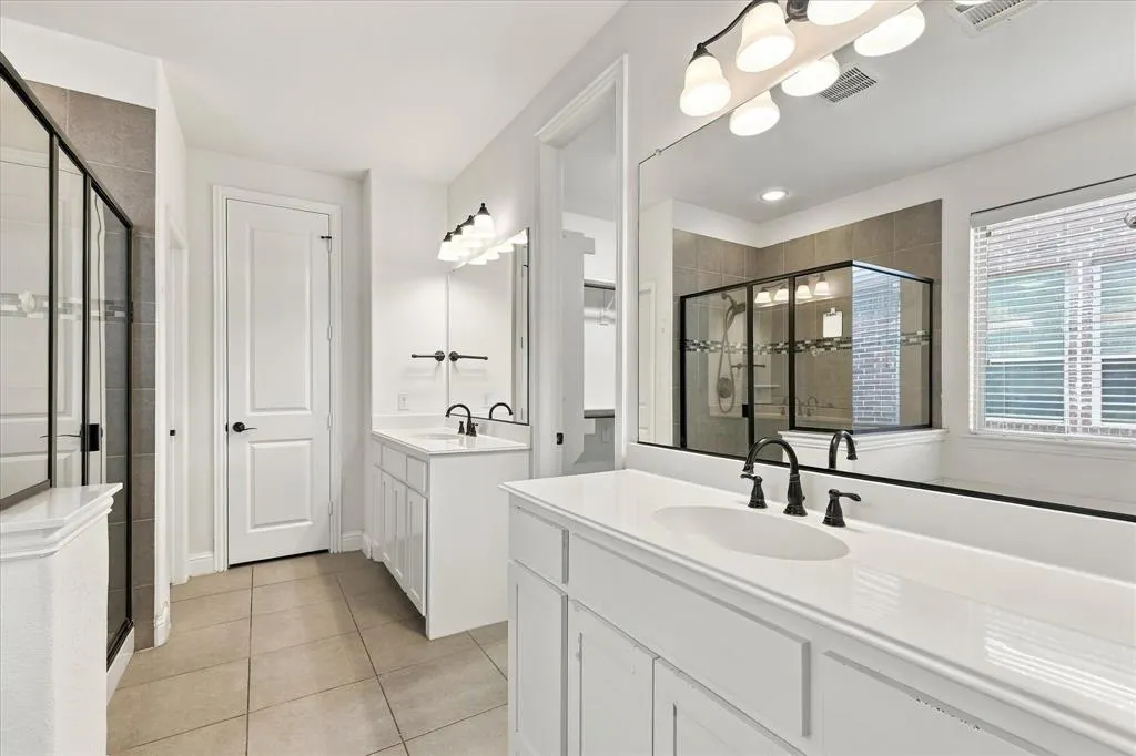 15529 Pioneer Bluff Trail