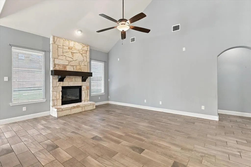 15529 Pioneer Bluff Trail