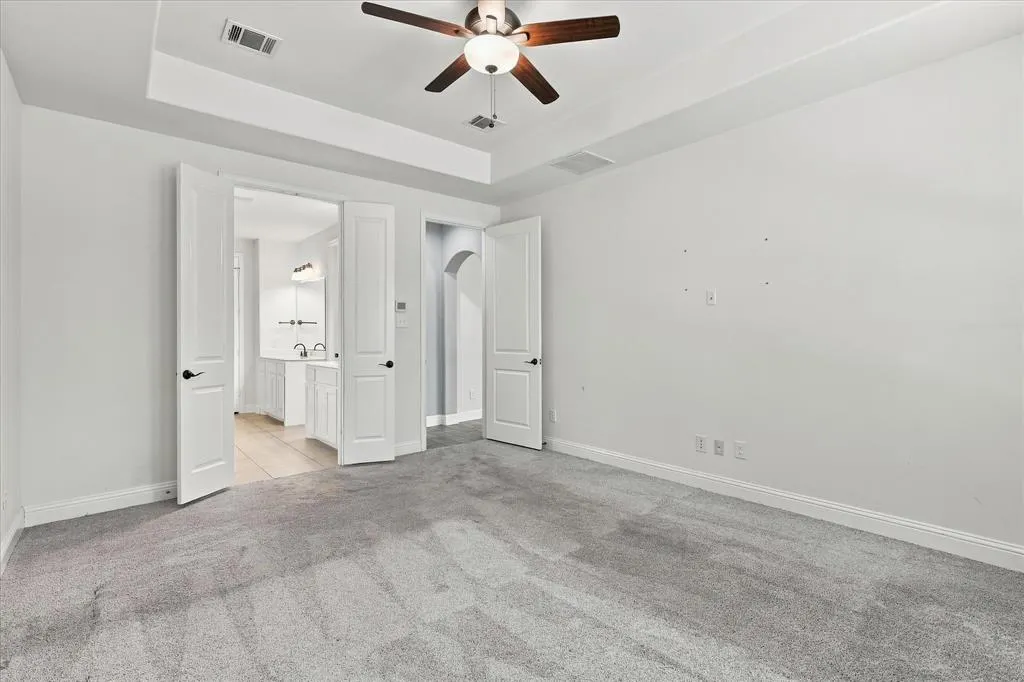 15529 Pioneer Bluff Trail