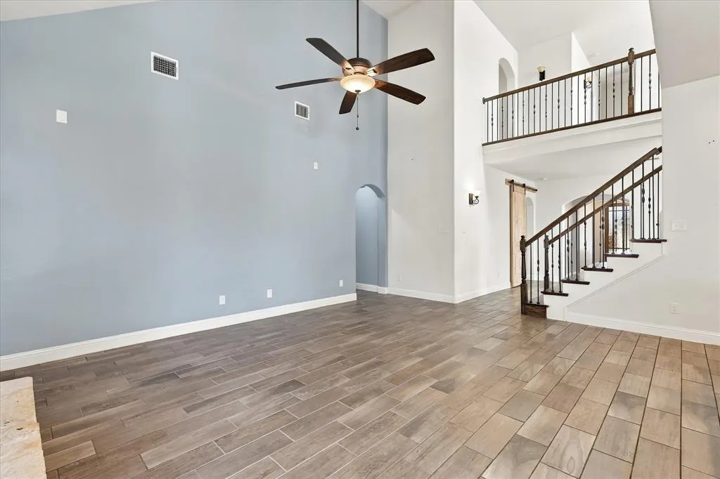 15529 Pioneer Bluff Trail
