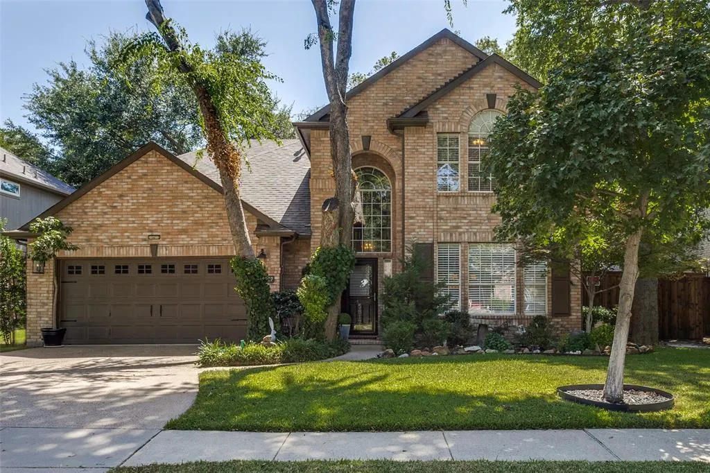 5817 Louisville Drive