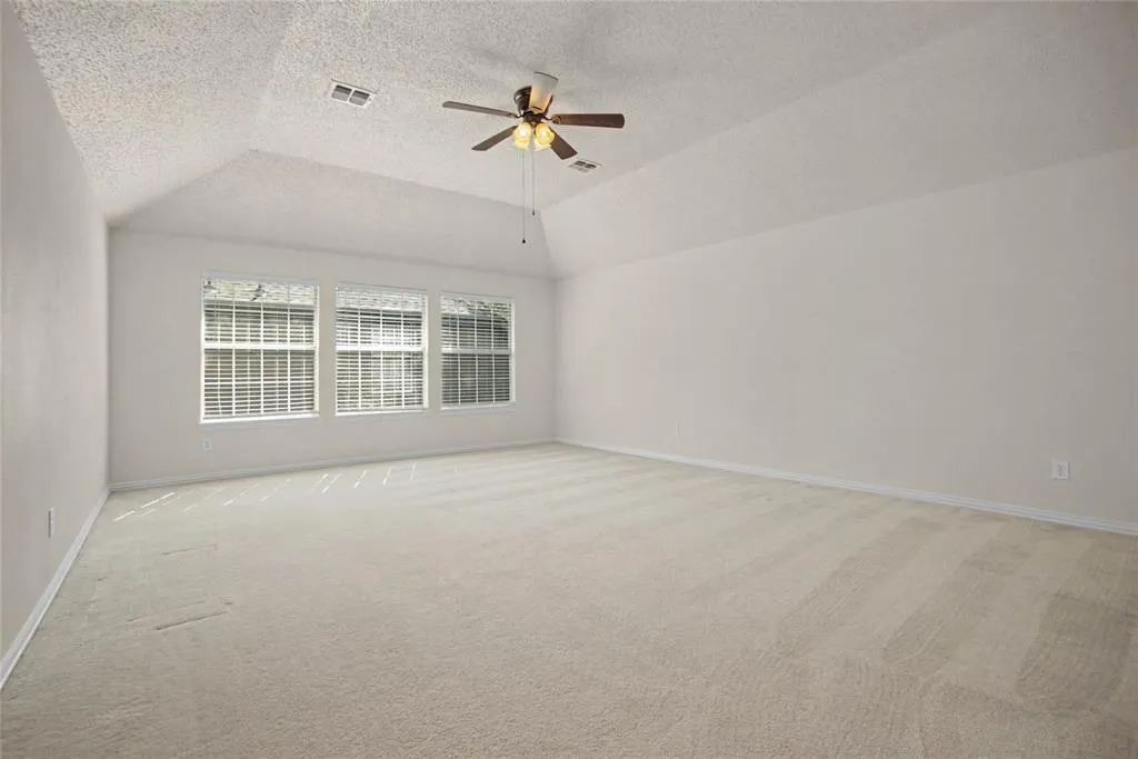 5817 Louisville Drive