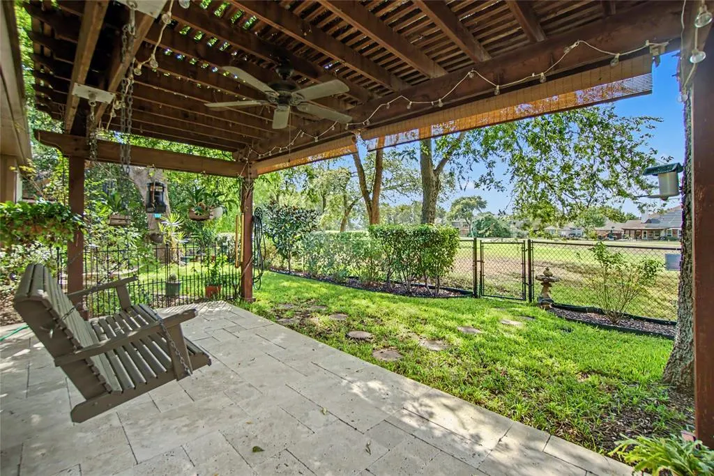 5817 Louisville Drive