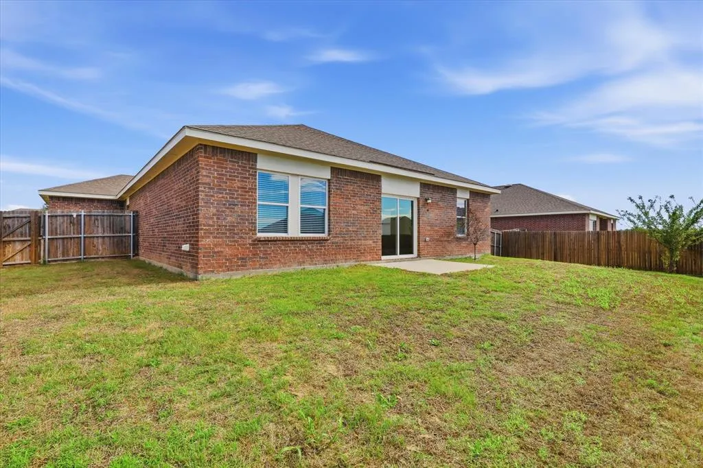 304 Sabine River Road