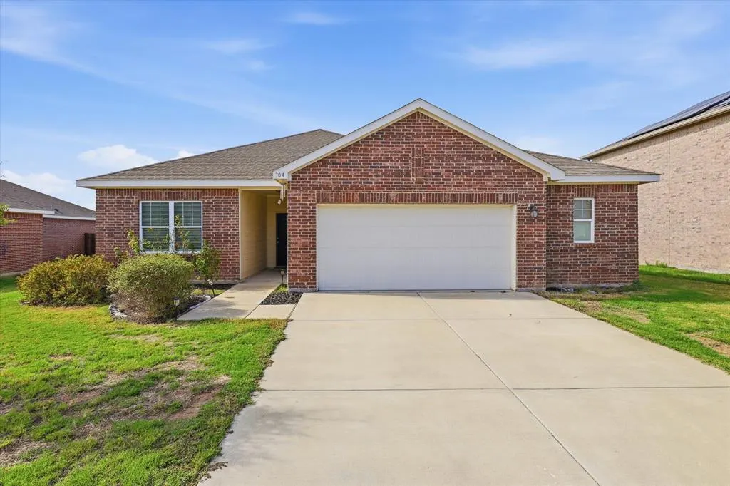 304 Sabine River Road