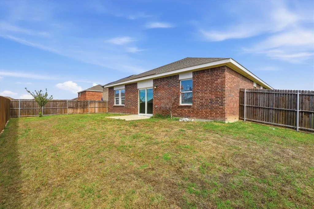 304 Sabine River Road