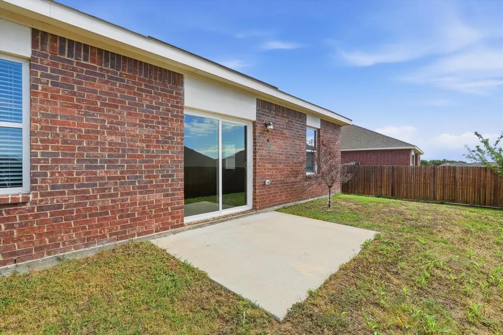 304 Sabine River Road